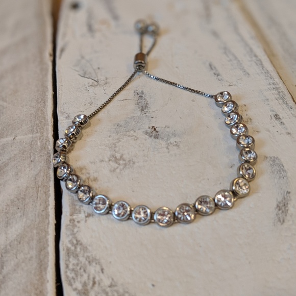 Premier Designs At Last bracelet - Picture 1 of 5